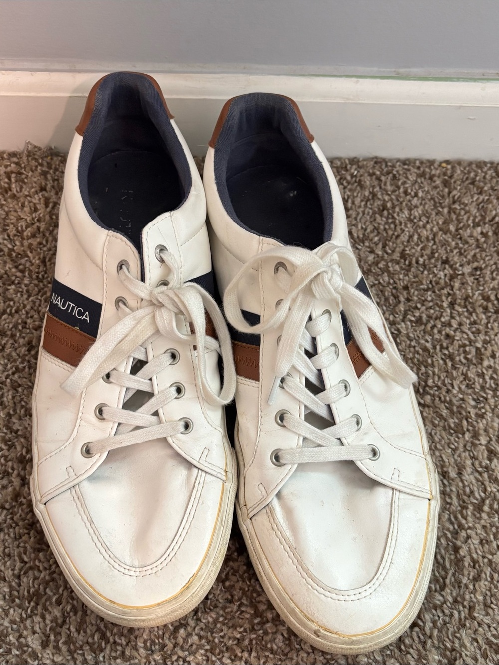 Nautica Men's White Sneakers with Navy and Brown Accents